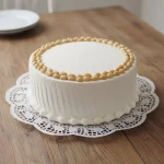 Tarta de nata con crema de maní