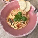 Combo tallarines tomate y ricotta