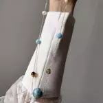 Collar Largo de bola Larimar