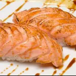 Niguiri Salmão Maçaricado