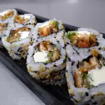 Uramaki  Skin (8 peças)