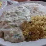 PEIXE AO MOLHO DE CAMARÃO