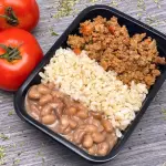 Arroz , feijão e carne moída