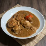 Ailes de dinde à la sauce d'arachide
