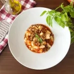 Nhoque à bolonhesa