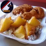 Coxa sobrecoxa empanada e frita