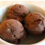 SORVETE DE CHOCOLATE