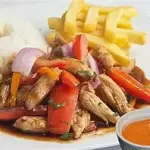 Saltado de pollo