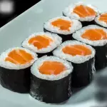 Hossomaki Salmón