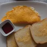 Omelette de jamon y queso