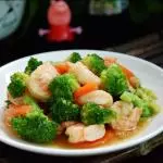 BROCOLI CON CAMARON 西兰花炒虾仁