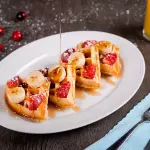 WAFFLES CON FRUTAS