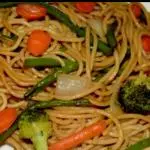 Espagueti oriental