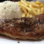 CONTRA FILÉ COM FRITAS