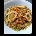 YAKIMESHI ESPECIAL CON CALAMARES