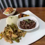 Casado con Bistec De Cerdo
