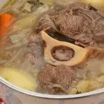 Sopa en olla
