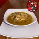 SOPA HUEVO POLLO Y CAMARON
