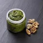 Pesto de rúcula e nozes