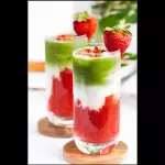 Fresa Matcha Latte