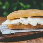 Pan con queso