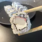 Uramaki Kani Philadelfia