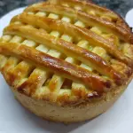 Torta de Frango com Alho Poró