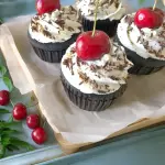 Cupcakes selva negra🍒