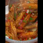 Alas de pollo en salsa picante