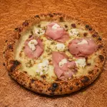 Mortadela crema de ricota pistacho