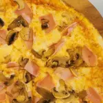 Jamón y hongos