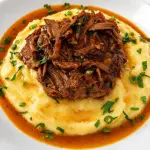 POLENTA COM CARNE NA STOUT