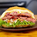 Lanche de Linguiça Toscana Artesanal