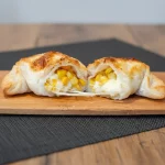 Empanada de choclo y queso