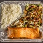 TEPPAN YAKI DE SALMÃO