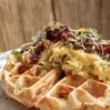 BRUNCH WAFFLE DE PANDEBONO SALADO