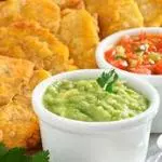 PATACONES CON HOGADO O GUACAMOLE