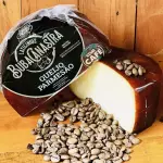 QUEIJO PARMESÃO COM CAFÉ