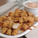 Espetinho de Frango Empanado
