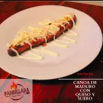 CANOA DE MADURO CON QUESO Y SUERO