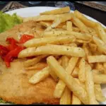 Milanesa de RES con papas Francesas