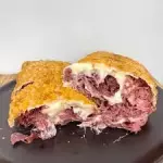 Pastel de Charque Cremosa
