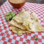Quesadilla 3 Quesos Grande
