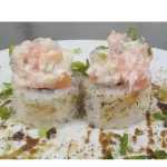 Uramaki Batida de Salmão