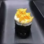 Hossomaki salmão doritos (10 peças)