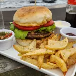 BURGER + PAPA Y BEBIDA