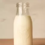 Vaso de leche deslactosada