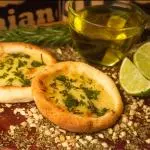 Esfiha de Queijo
