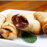 Harumaki de banana com nutella