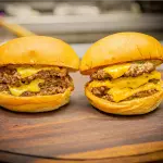 PROMO TRIPLOS BURGER
